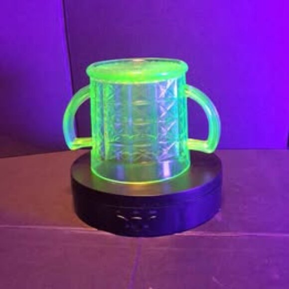 Hazel Atlas Colonial Block Uranium Glass Open Sugar Bowl - Picture 8 of 9